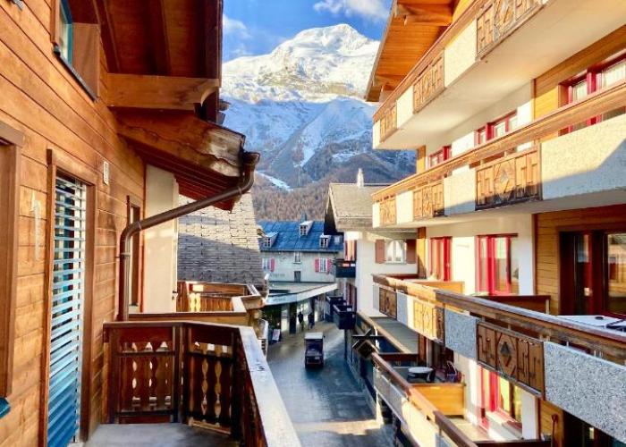Saas-Fee renovated flat in center of the village