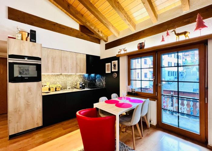 Saas-Fee renovated flat in center of the village