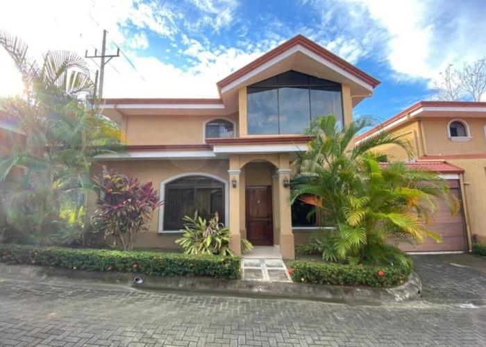 Family oriented house just steps to the beach