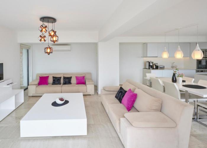 Luxus Villa Skyla mit 5 Schlafzimmern & Meer-Blick