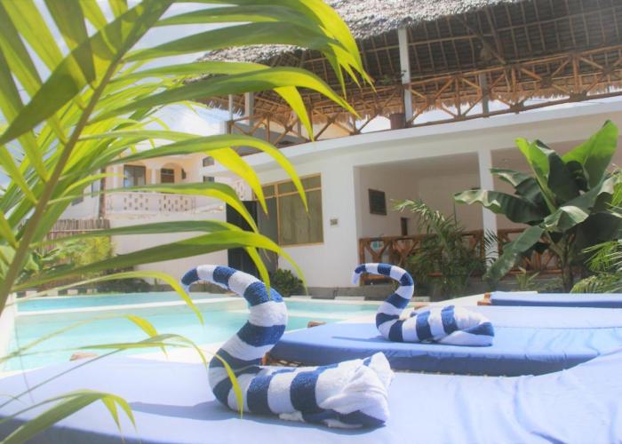 Hakuna Matata Boutique