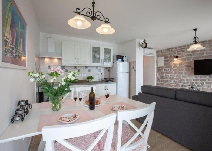 APARTMANI Mirona - Tučepi