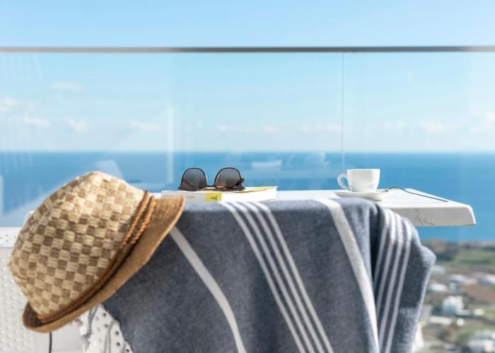 La Estrella 4 Suites with Sea View & 4 Prive Hot Tub