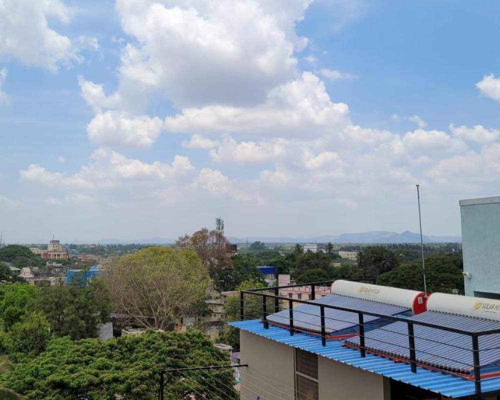 фото M Square