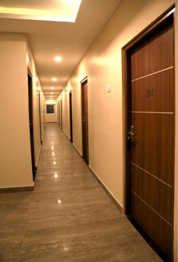 фото M Square