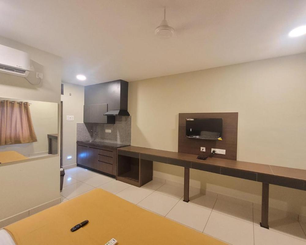 фото M Square