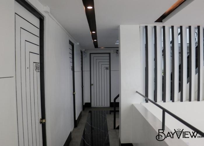Bay View Inn