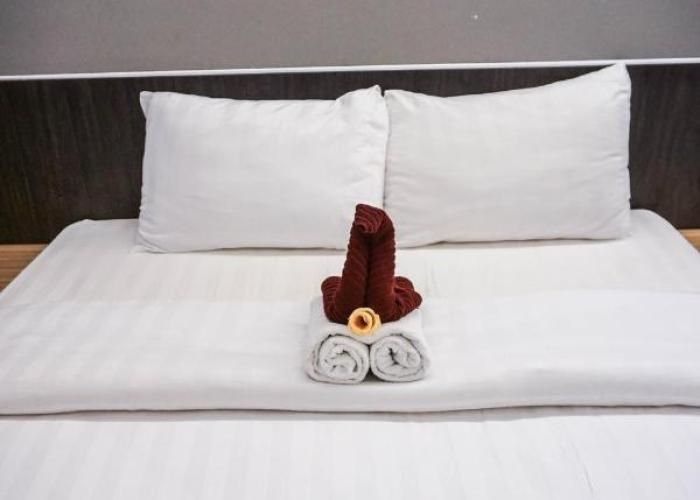 HOTEL PANTES SIMPANG LIMA SEMARANG