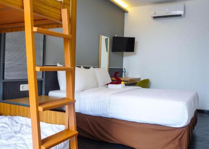 HOTEL PANTES SIMPANG LIMA SEMARANG