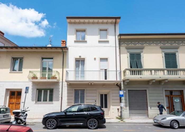Suite Ondina Viareggio Apartments - Happy Rentals