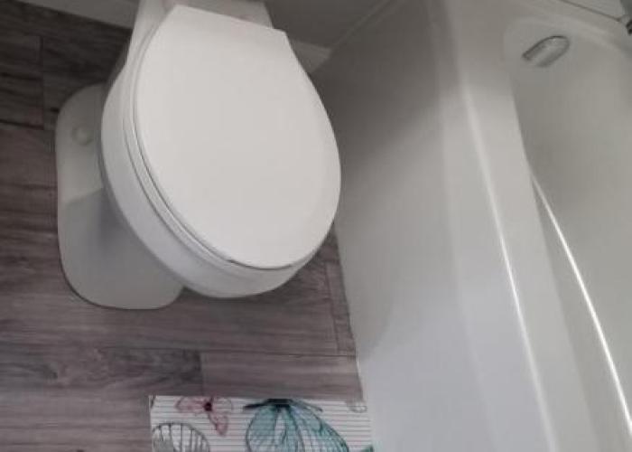 Luxurious 2 bedroom basement suite