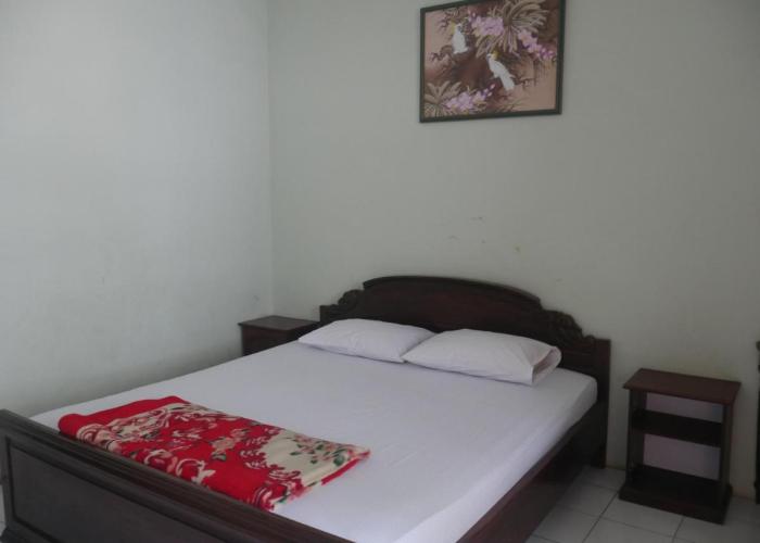 Hotel Garuda near Alun Alun Banjarnegara