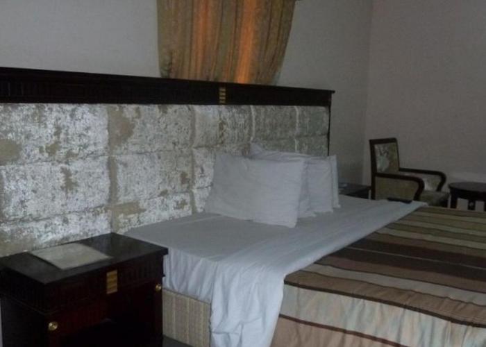 Room in Lodge - Bellwood Hotel Limited
