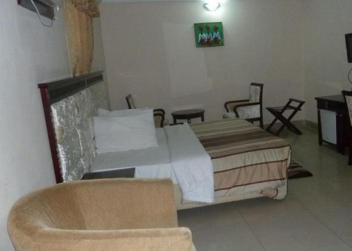 Room in Lodge - Bellwood Hotel Limited