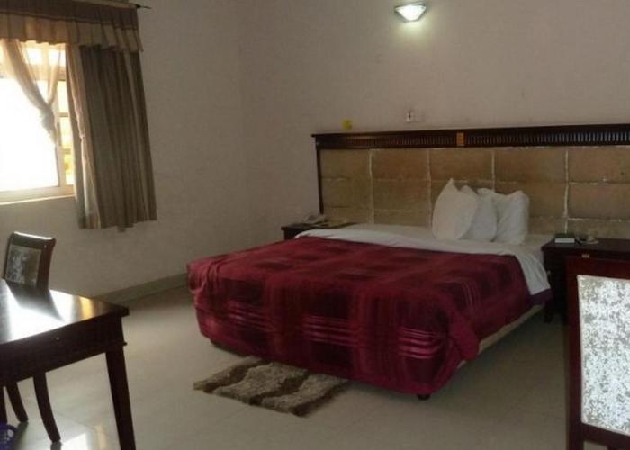 Room in Lodge - Bellwood Hotel Limited