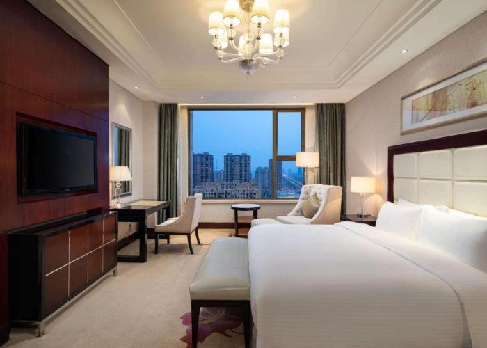 Wyndham Xinyang Downtown