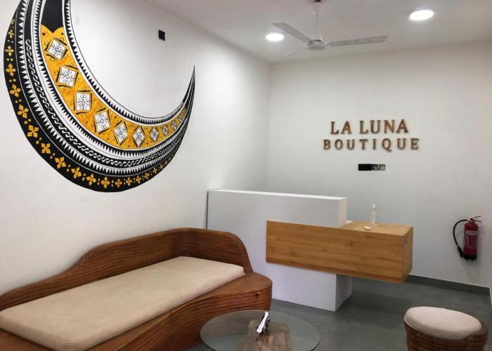 La Luna Boutique Dhangethi