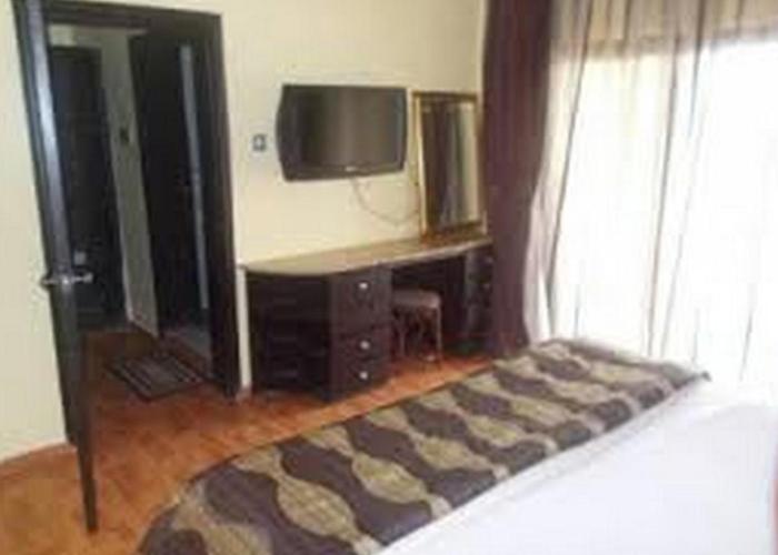 Room in Lodge - Nelrose Hotel, Asaba