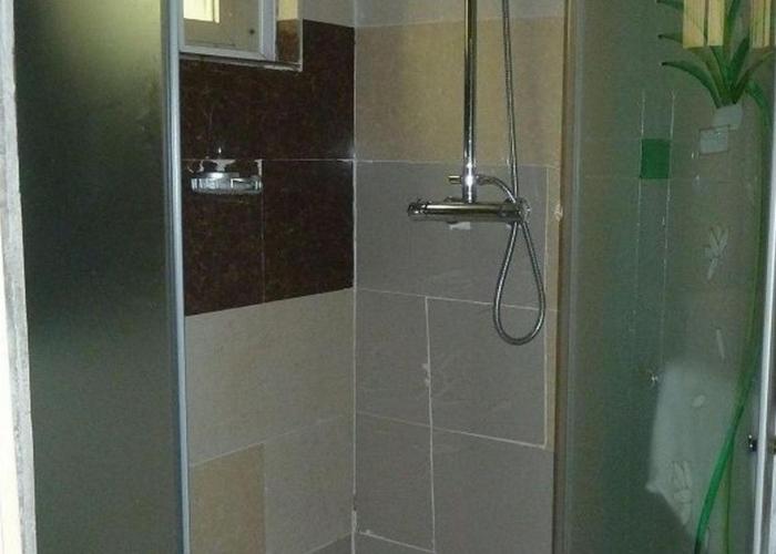 Room in Lodge - Wise Penny Suites and Spa