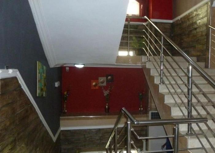 Room in Lodge - Wise Penny Suites and Spa