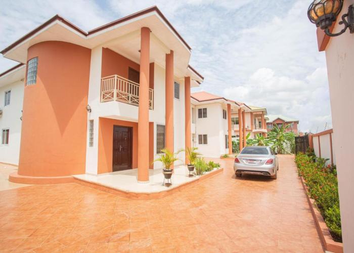 Accra Luxury Homes @ East Legon