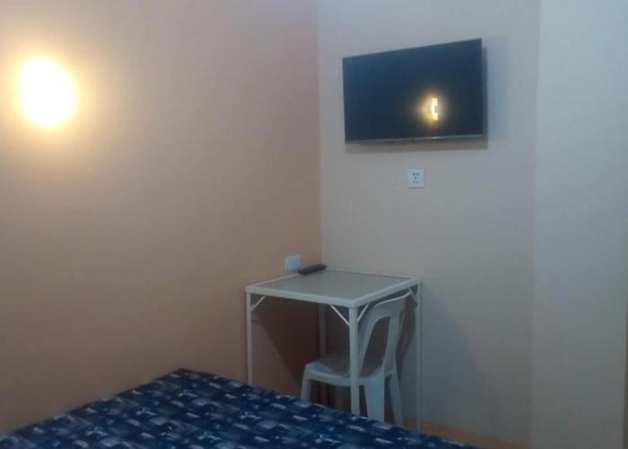 ROBIE'S TRANSIENTS ROOMS