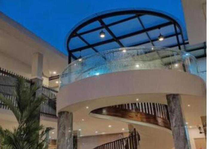 Grand Samota Hotel