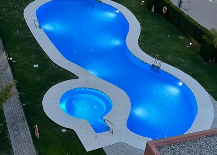Atico con piscina privada vistas al mar