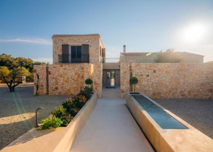 Eclectic and secluded estate, Villa Aegis