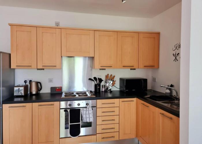 Emerald Blossom-Central Warrington, Luxurious Yet Homely, WiFi, Secure Parking