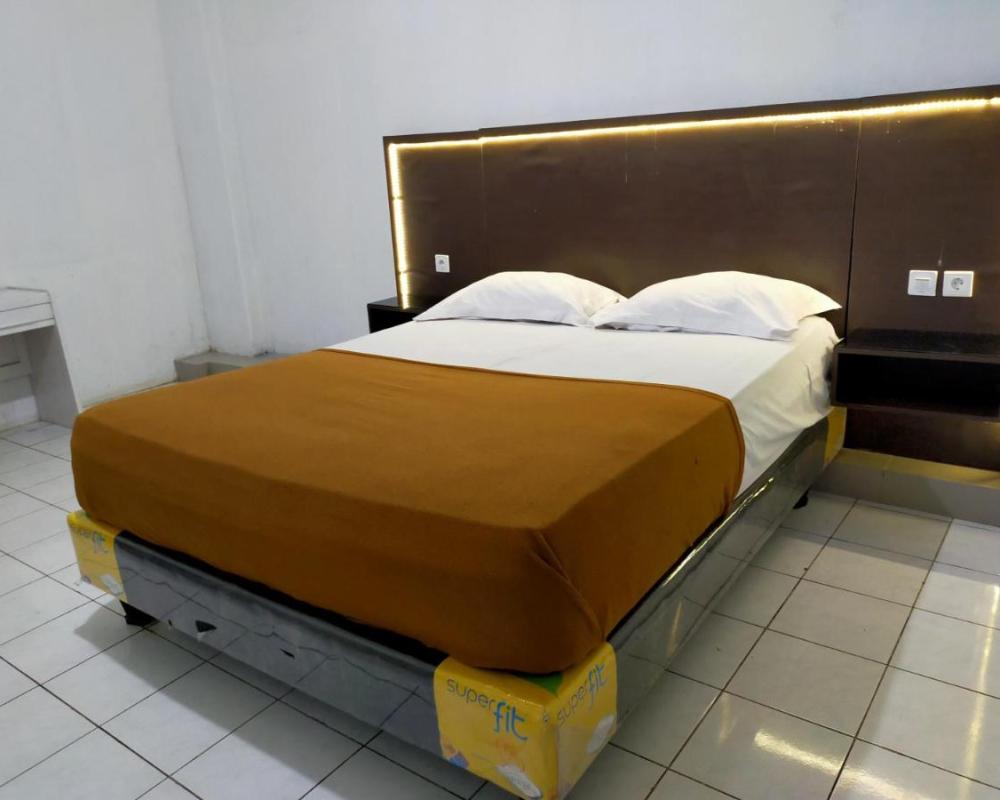 фото Hotel Nirwana Ternate RedPartner