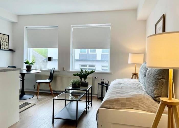 Day Dream Townhall Square Apartments