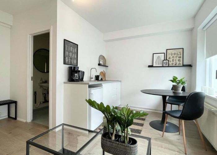 Day Dream Townhall Square Apartments