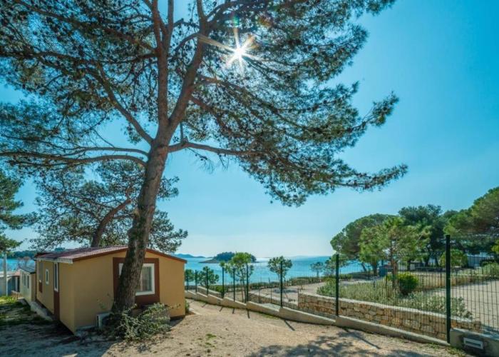 Apartments by the sea Pakostane, Biograd - 18783