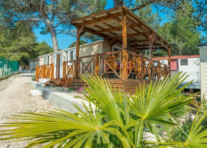 Apartments by the sea Pakostane, Biograd - 18783