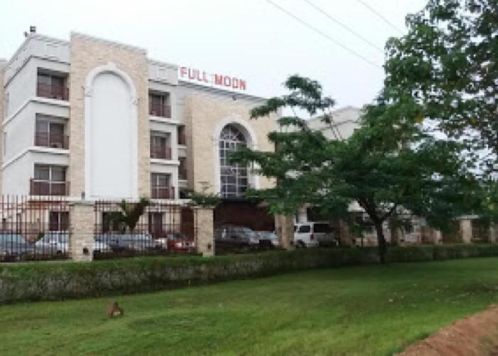 Room in Lodge - Full Moon Hotel 2bd Apartment