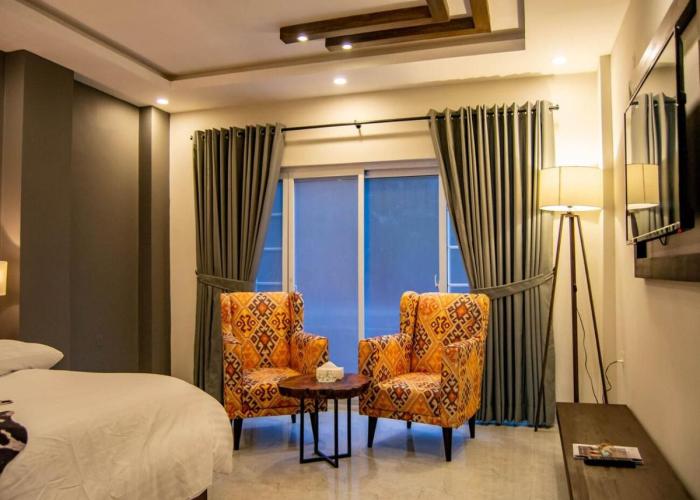 The Roomy Lodge, Murree