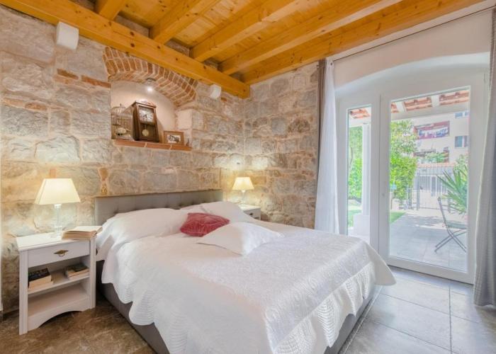 JeS Old Town Luxury Rooms