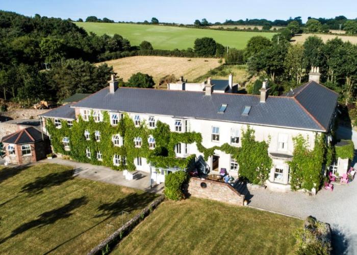 Glendine House