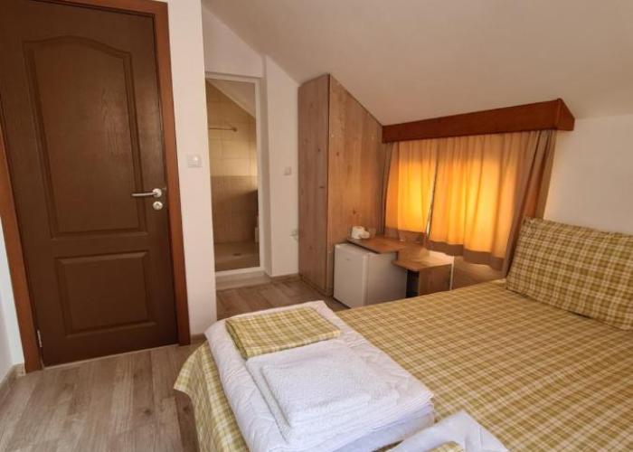 Guest Rooms Kostovi
