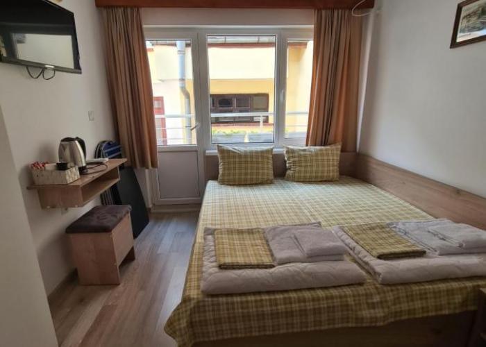 Guest Rooms Kostovi