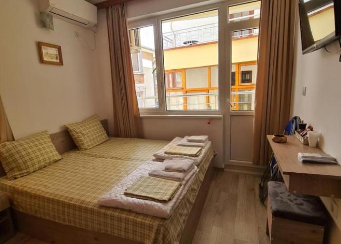Guest Rooms Kostovi