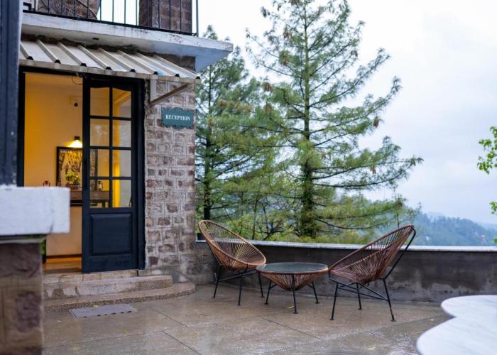 LOKAL Rooms x Murree Kashmir Point