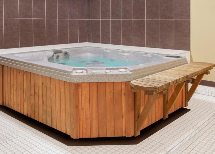 Econolodge Inn and Suites