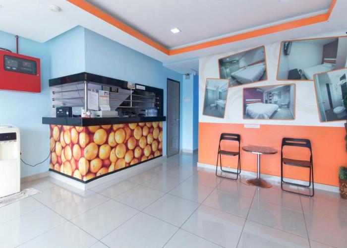 Super OYO 90296 Red Orange Hotel Port Klang