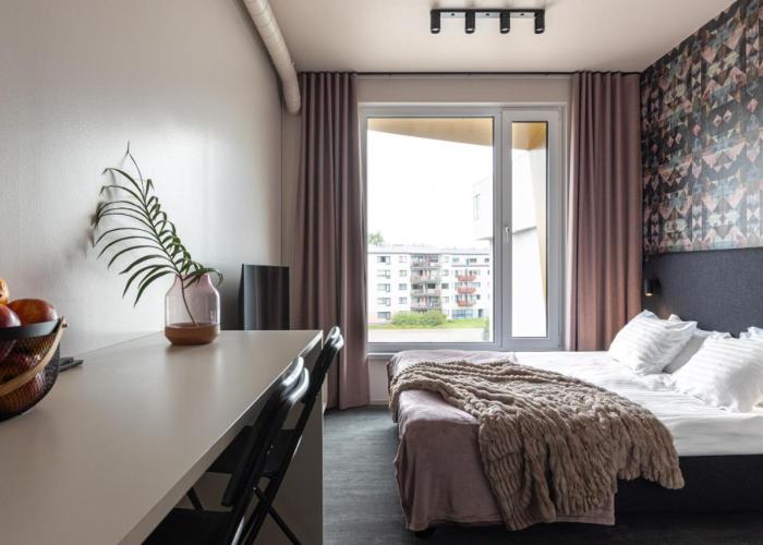Hugo Apartment Hotel
