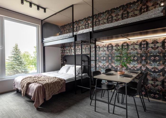 Hugo Apartment Hotel