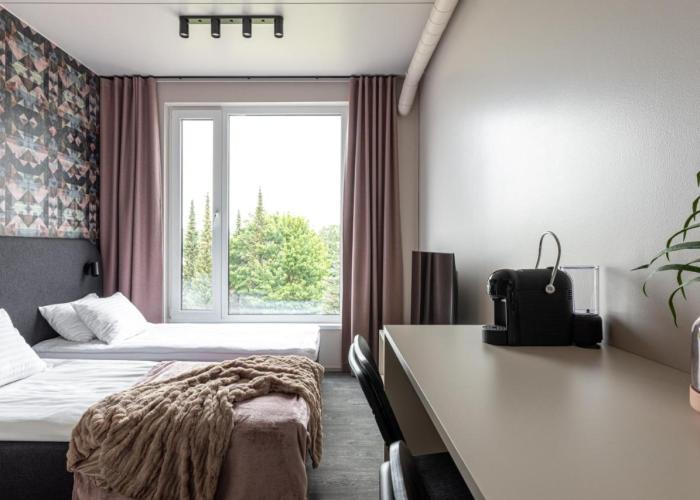 Hugo Apartment Hotel