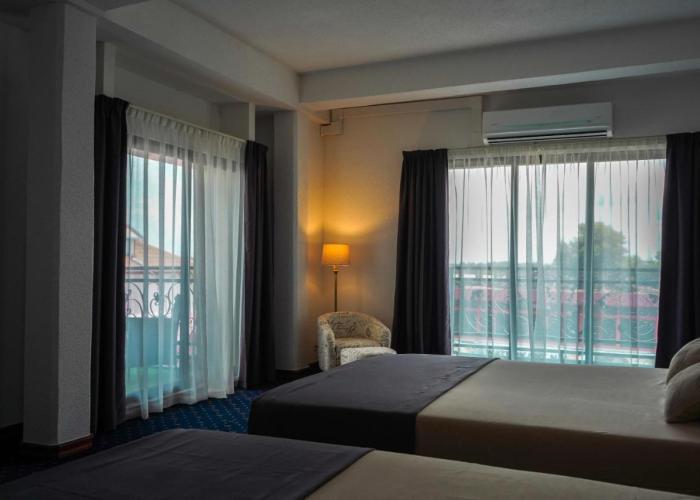 Royal Breeze Paramaribo