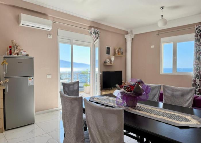 Spectacular Sea View Apartment